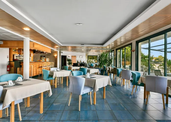 Le Pavillon Bleu Hotel