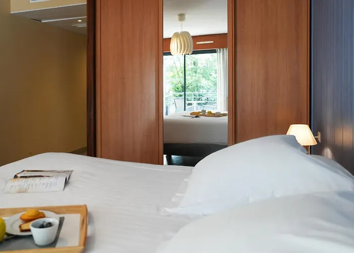 Hotel Le Pavillon Bleu