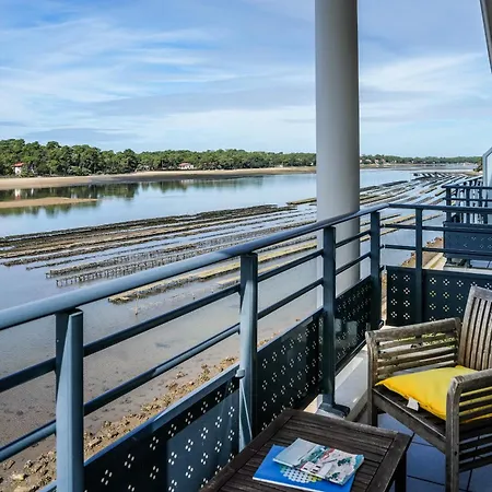 Le Pavillon Bleu 3*