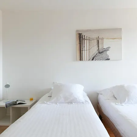 Le Pavillon Bleu מלון