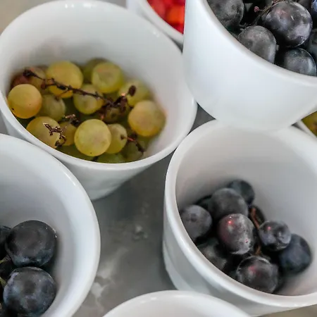 מלון Le Pavillon Bleu 3*