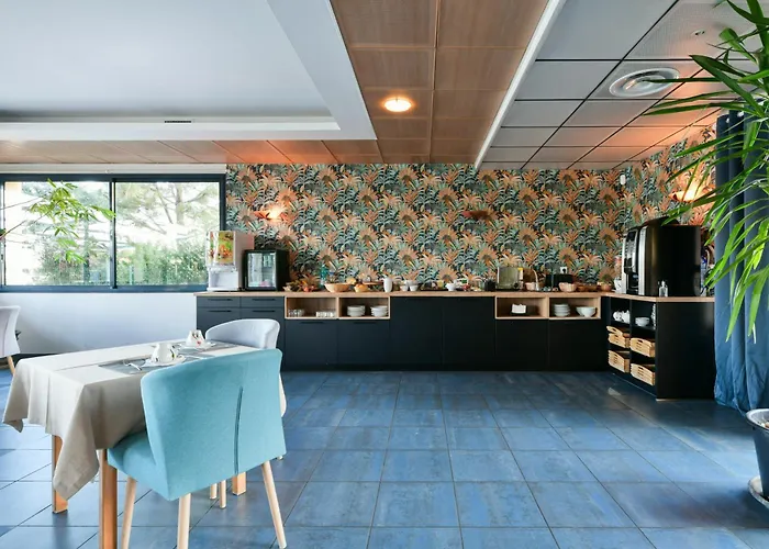 Le Pavillon Bleu Hotel