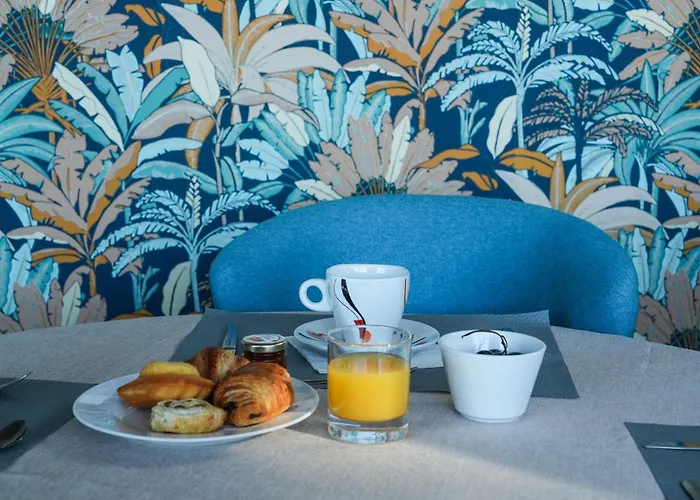 Le Pavillon Bleu Hotel 3*