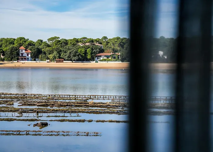 Le Pavillon Bleu Hotel