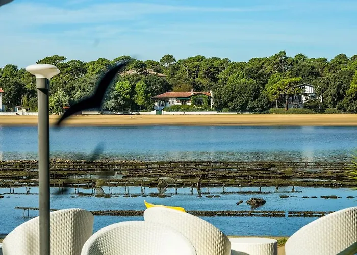 Hotel Le Pavillon Bleu 3*