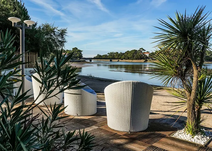 Le Pavillon Bleu Hotel 3*