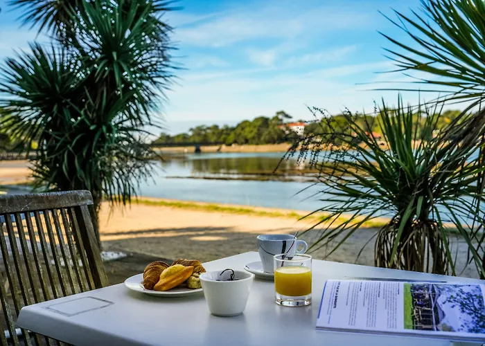 Le Pavillon Bleu Hotel